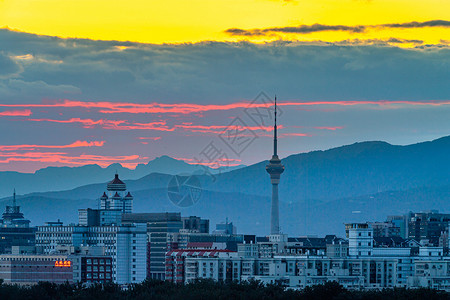 北京西山中央电视塔日落晚霞背景图片
