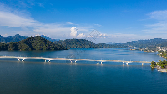 浙江杭州千岛湖大桥风光背景图片