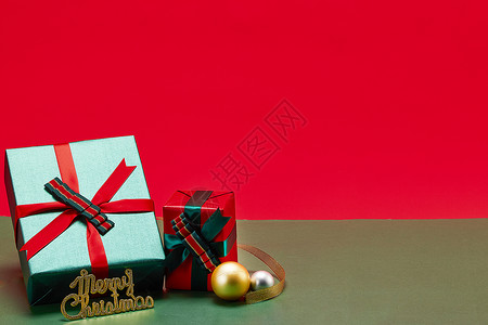 圣诞老人和雪人圣诞节礼物盒和圣诞装饰背景