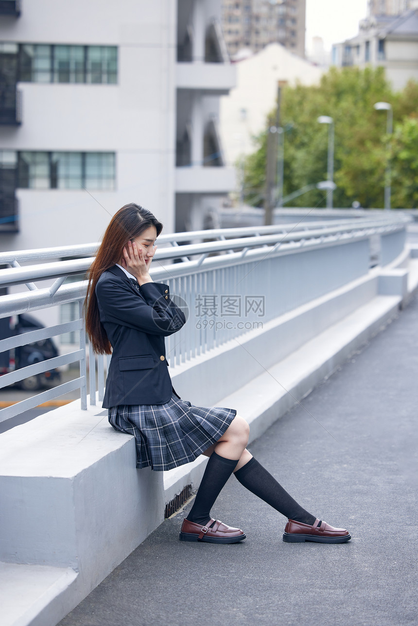 秋季青春甜美女孩写真图片