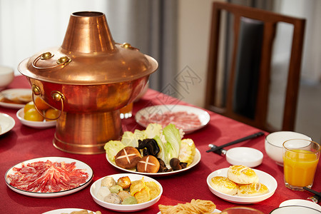 春节通知素材中式家庭年夜饭火锅铜锅涮肉背景