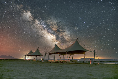 青海翡翠湖星空银河背景图片