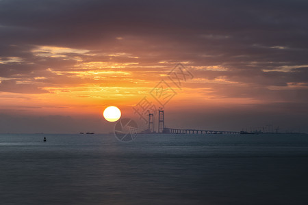 深圳宝安金湾大道沿江景观高清图片