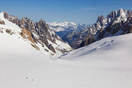 意大利查莫尼克斯赫尔布伦纳雪山高清图片