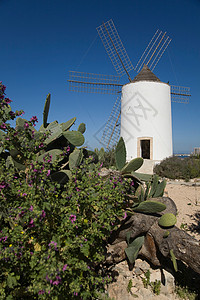 西班牙萨蓬塔风车图片