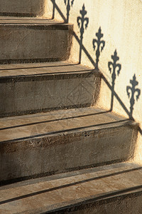 楼梯和栏杆阴影图片