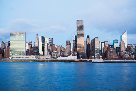 纽约市天际和海滨摩天大楼高清图片素材