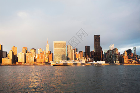 纽约市天际和海滨阳光高清图片素材