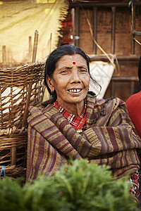 尼泊尔加德满都Thamel街头商人的肖像高清图片