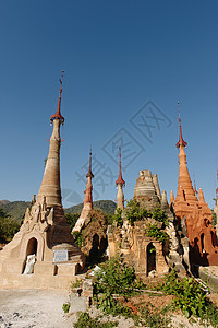 缅甸因莱湖NyaungShweShweIndein塔图片