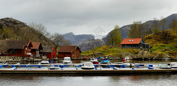 挪威罗格兰德县利瑟福郡村庄和港口图片