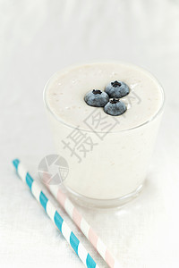 新鲜的蓝莓酸奶图片