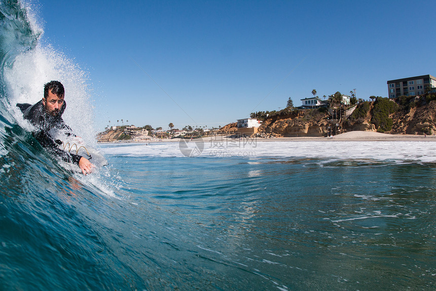美国加利福尼亚州的冲浪人图片
