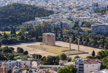 雅典奥林匹亚宙斯神庙图片