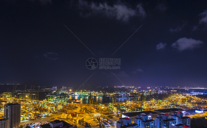 夜间集装箱码头远视城市风景新加坡东南亚图片