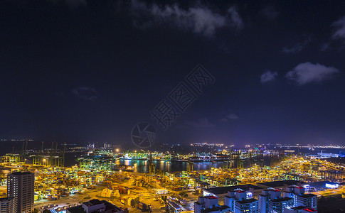 夜间集装箱码头远视城市风景新加坡东南亚图片