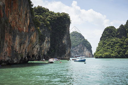 在悬崖边游泳的人潘楠邦泰国亚洲图片