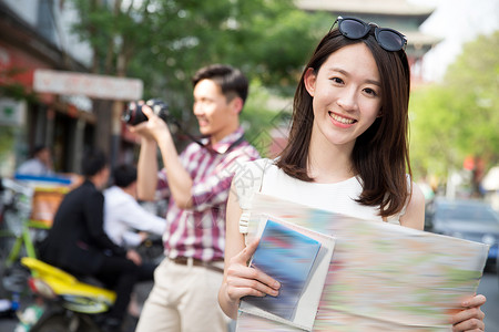 北京旅行海报青年女人旅行背景