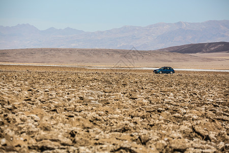泥土路面图片视觉效果交通戈壁滩汽车广告背景图背景