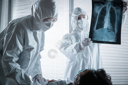 肺炎肺部医务工作者和患者在病房背景