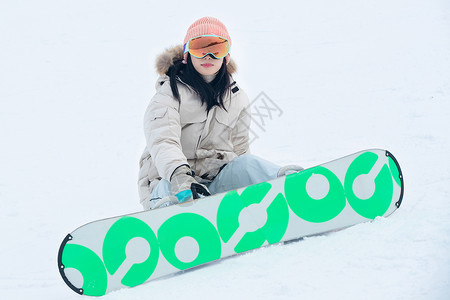 冰雪娱乐一家人到滑雪场滑雪运动背景