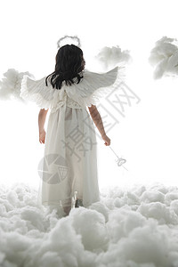 摄影翅膀裙子天使装扮的快乐小女孩高清图片