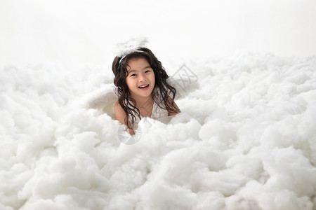 成长棉花快乐的小天使玩耍图片
