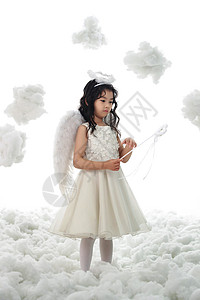 小天使魔杖魔法棒天使装扮的快乐小女孩图片