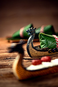 粽子做的龙舟健康的文化主食粽子和龙舟背景