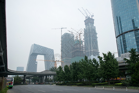 中央电视台旅游北京城市建筑和道路背景