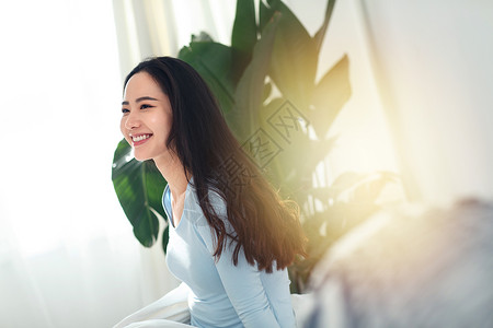 休闲生活快乐的青年女人东方人高清图片素材