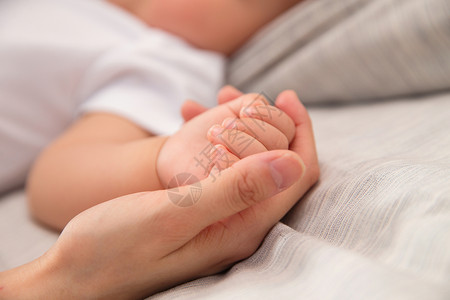 妈妈和宝宝的手健康高清图片素材