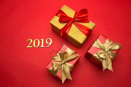 圣诞节2019水平构图蝴蝶结华丽的新年礼物背景