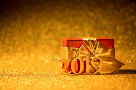 亚洲素材金色的新年礼物图片