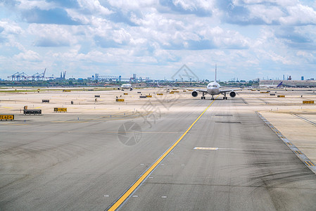 交通工具航空机场跑道图片