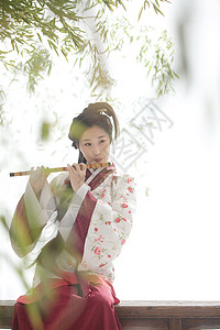 竹子亚洲汉服古装美女吹笛子图片