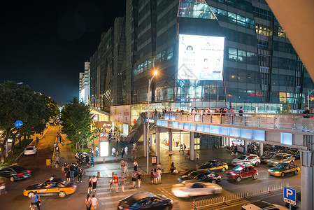 商店城市生活夜晚北京西单商业街高清图片