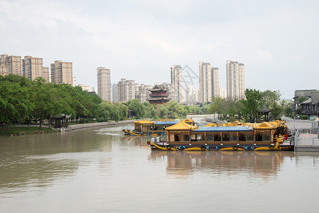 景点江苏淮安清江浦中洲岛的船图片