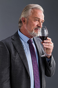 红葡萄酒衬衫领带男商人权威商务老年男人图片