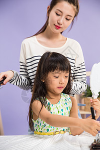 亚洲健康彩色图片妈妈与女儿在化妆图片