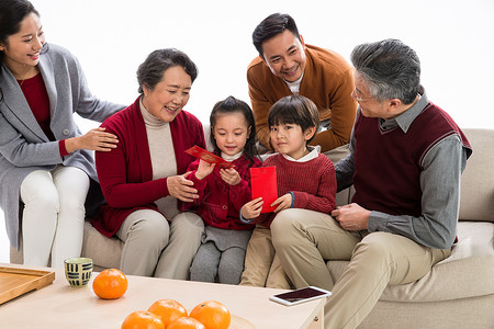 传统庆典人多人幸福家庭过新年儿子高清图片素材