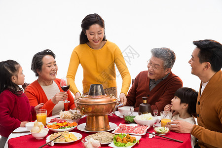祖父母多人文化幸福家庭过年吃团圆饭图片