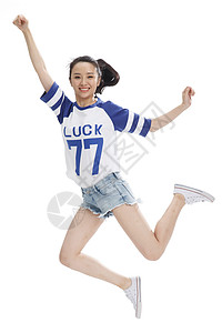 打排球美女仅一个青年女人亚洲人活力跳跃的年轻女人背景