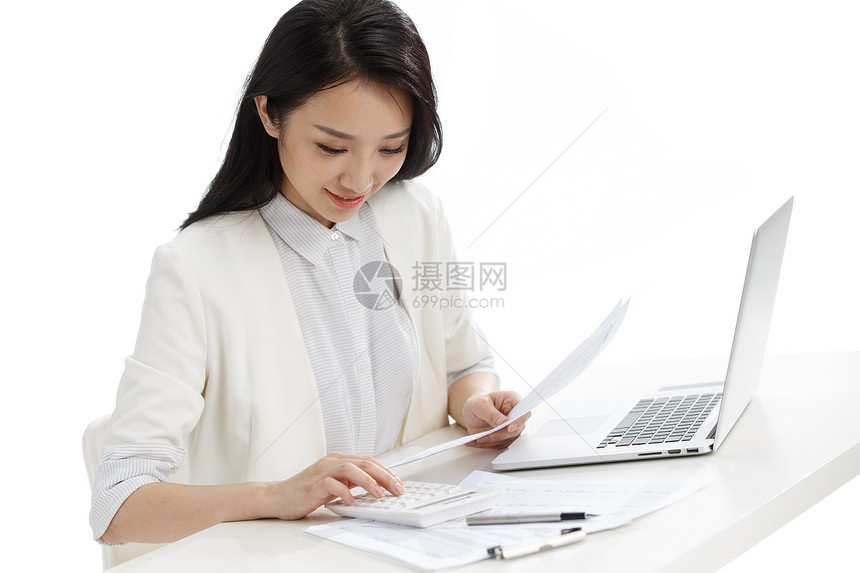 女商人女人笔记本电脑年轻商务女图片