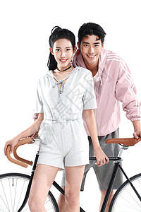 背景分离摄影青年男人青年情侣骑自行车图片