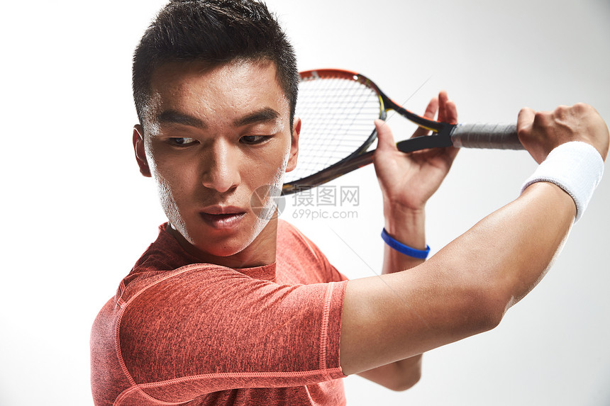 球拍运动员打网球图片