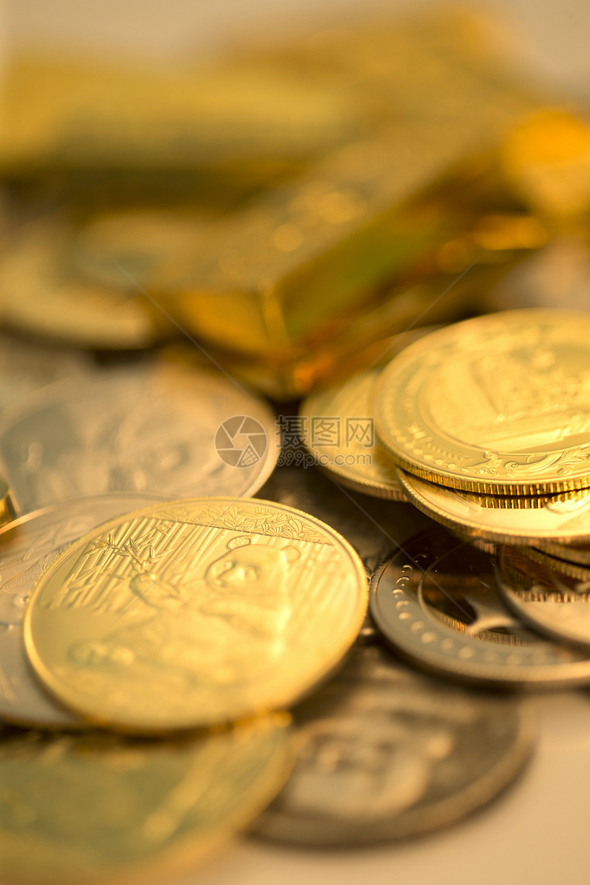 金融彩色图片传统文化金币和金条图片