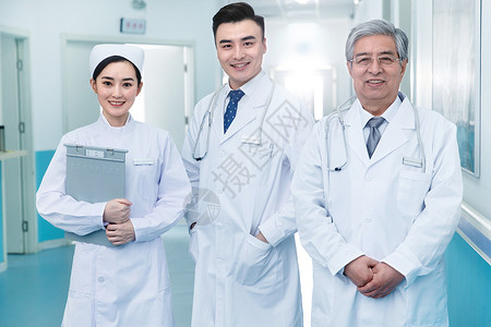 领导能力医药职业彩色图片医务工作者在医院的走廊图片