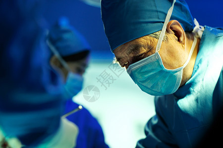 急救员医务工作者在手术图片