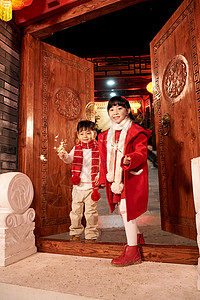 夜晚的圣诞老人摄影红色高兴快乐儿童过年背景